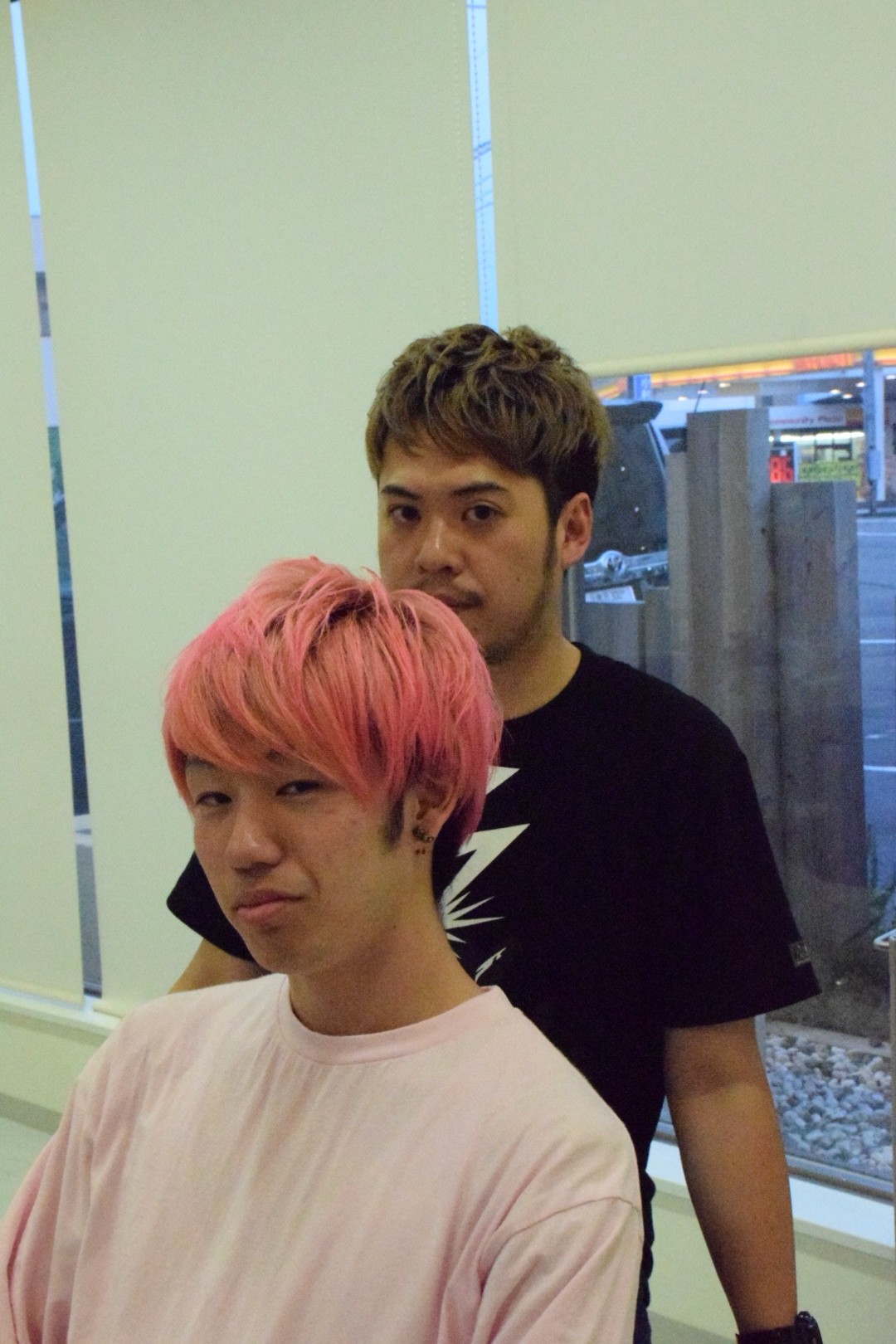 大人気マニックパニックの使い方 メンズにピンクもオシャレです