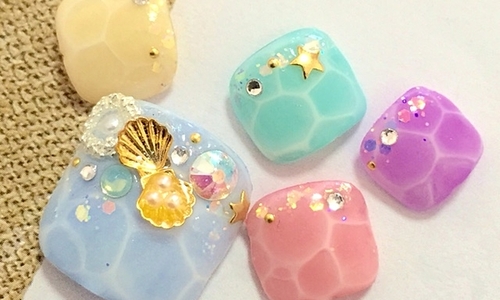 2016年夏のフットネイルはどうする？金沢市美容院4cm